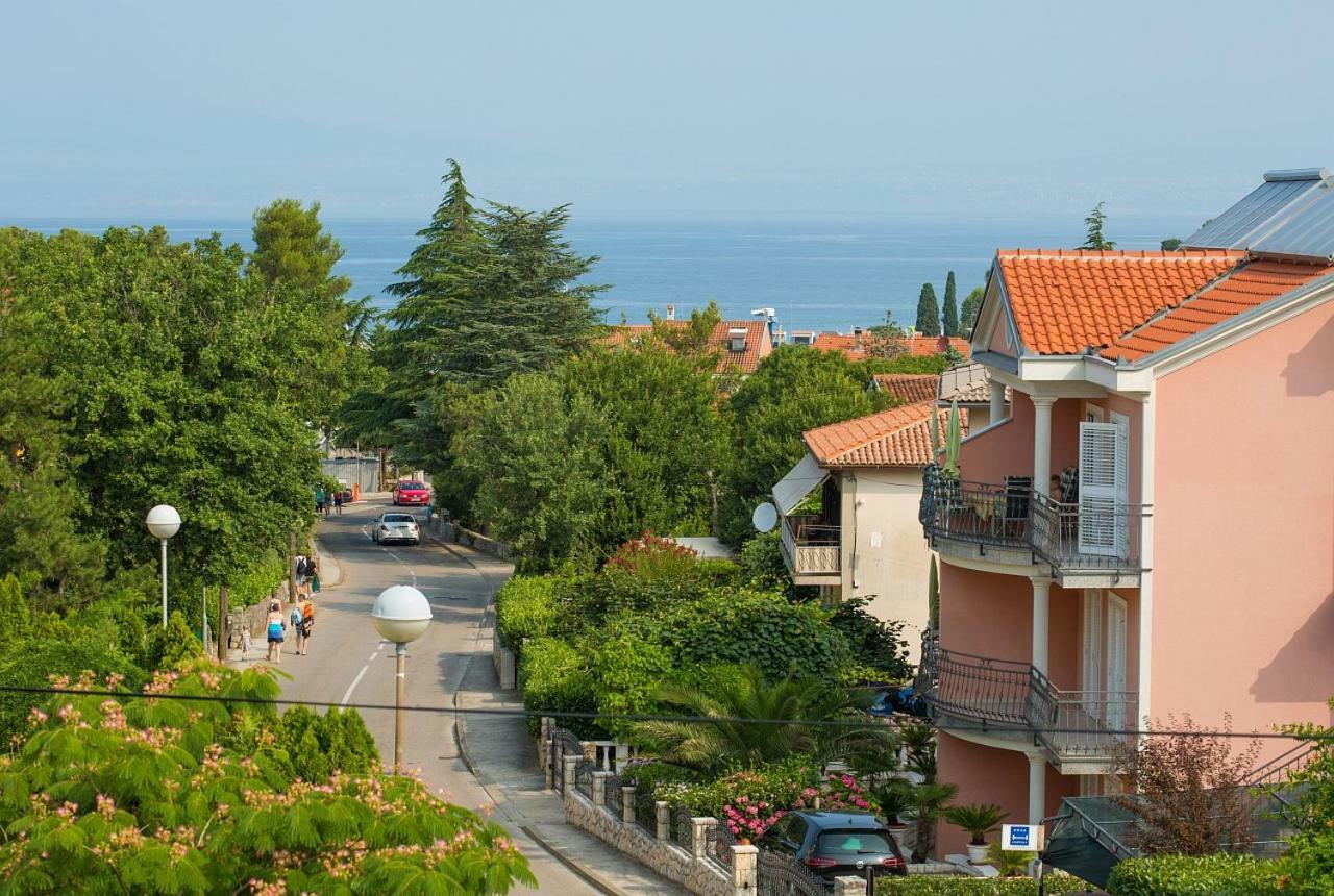 Apartman Adria Malinska Exterior photo